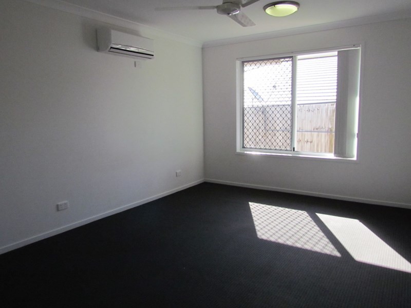 54 Daintree Boulevard, New Auckland QLD 4680