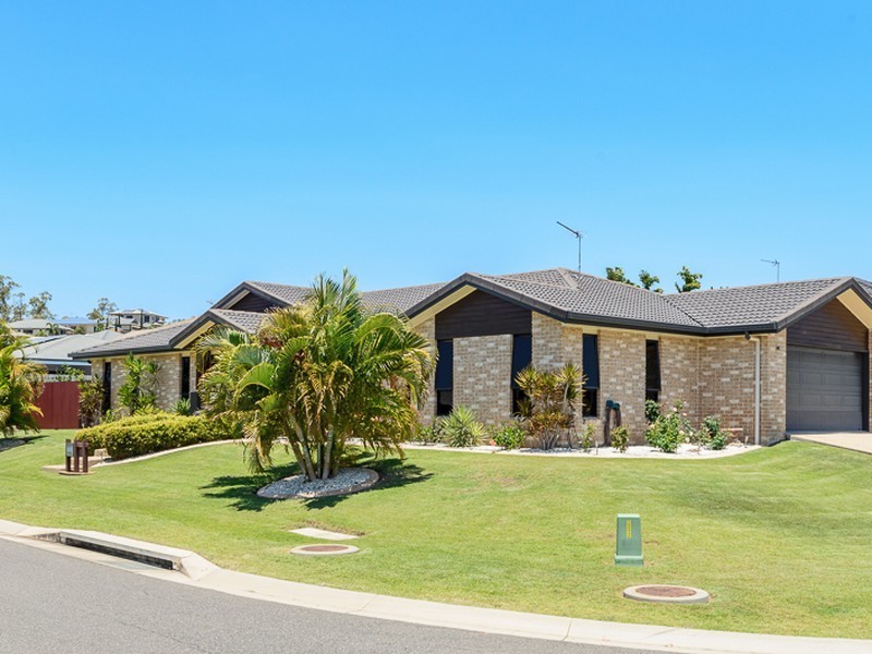18 Liriope Drive, Kirkwood QLD 4680
