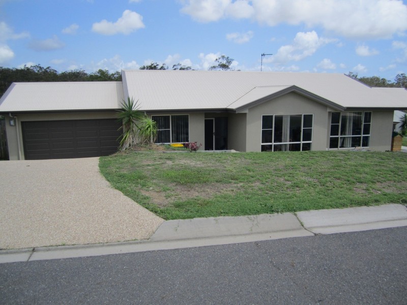 2 Glasshouse Place, New Auckland QLD 4680