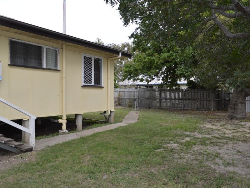 22 Callide Crescent, Barney Point QLD 4680