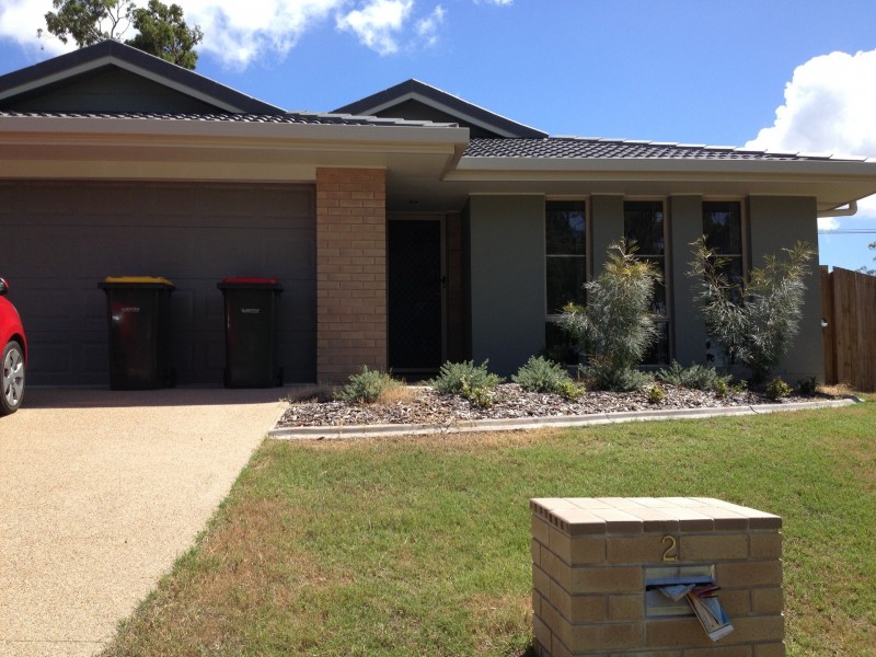 33 Wattle Street, New Auckland QLD 4680