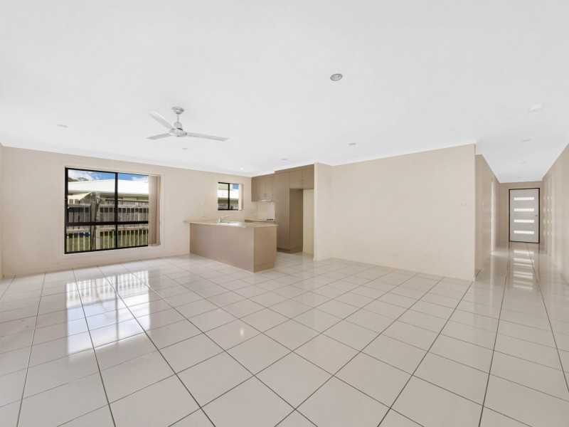 14 Giles Street, Glen Eden QLD 4680