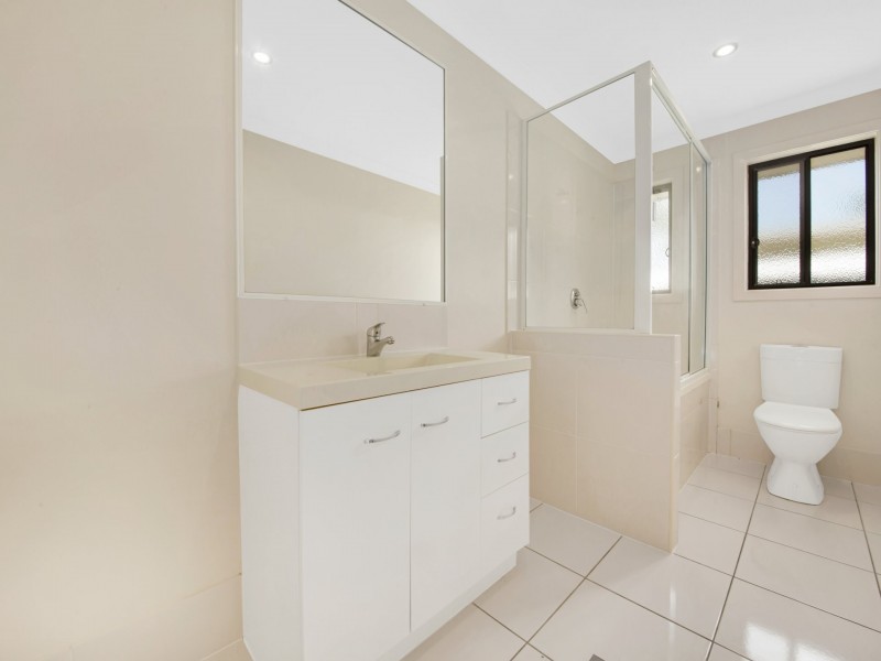 14 Giles Street, Glen Eden QLD 4680