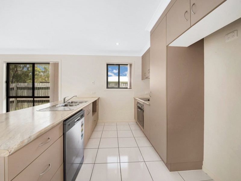 14 Giles Street, Glen Eden QLD 4680
