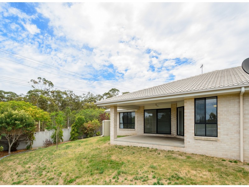 7 The Promenade, Boyne Island QLD 4680