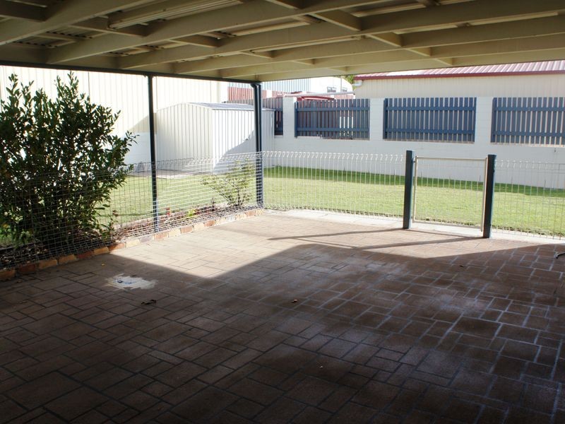 31 J Hickey Avenue, Clinton QLD 4680