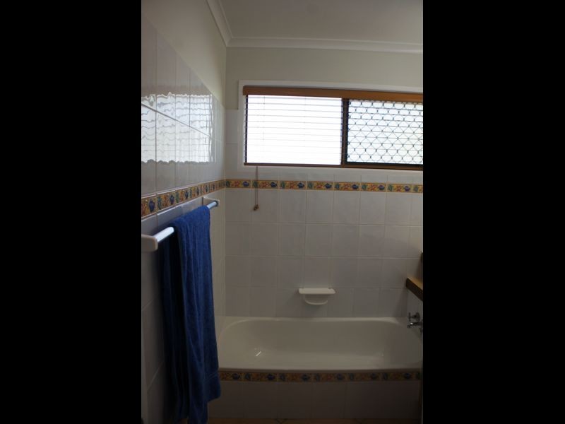 31 J Hickey Avenue, Clinton QLD 4680