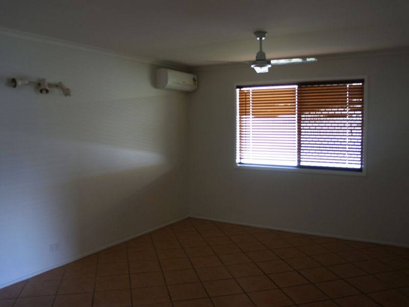 31 J Hickey Avenue, Clinton QLD 4680