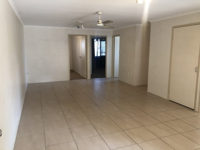 Unit 2/27 Intrepid Street, Clinton QLD 4680