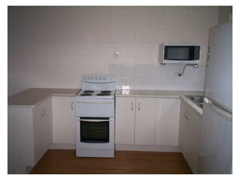 Unit 1/26 Hetherington Street, West Gladstone QLD 4680