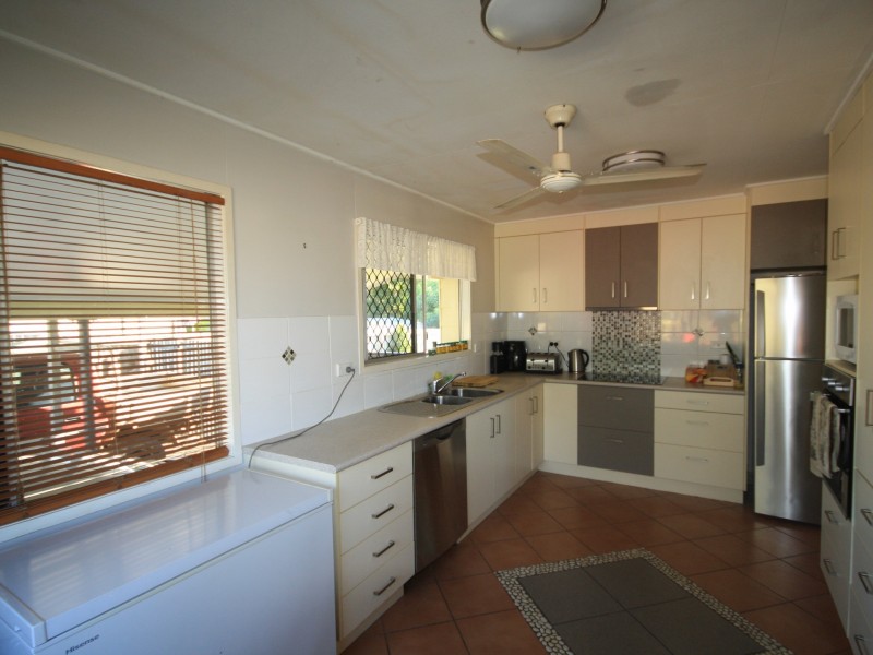 26 Dalton Street, Clinton QLD 4680