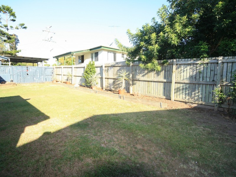 26 Dalton Street, Clinton QLD 4680