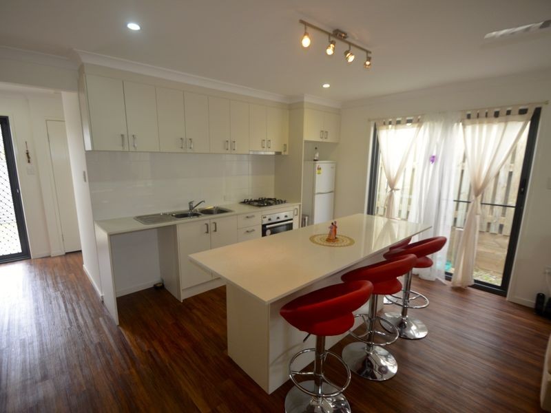 11 Saltash Lane, Clinton QLD 4680