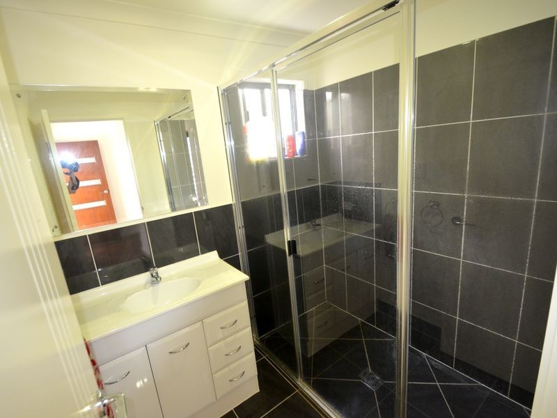 11 Saltash Lane, Clinton QLD 4680