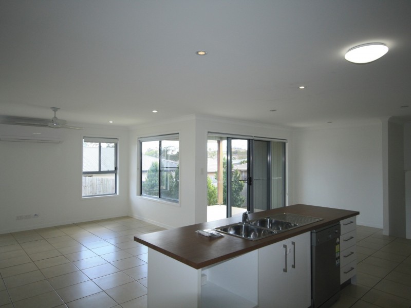 5 Cradle Drive, New Auckland QLD 4680