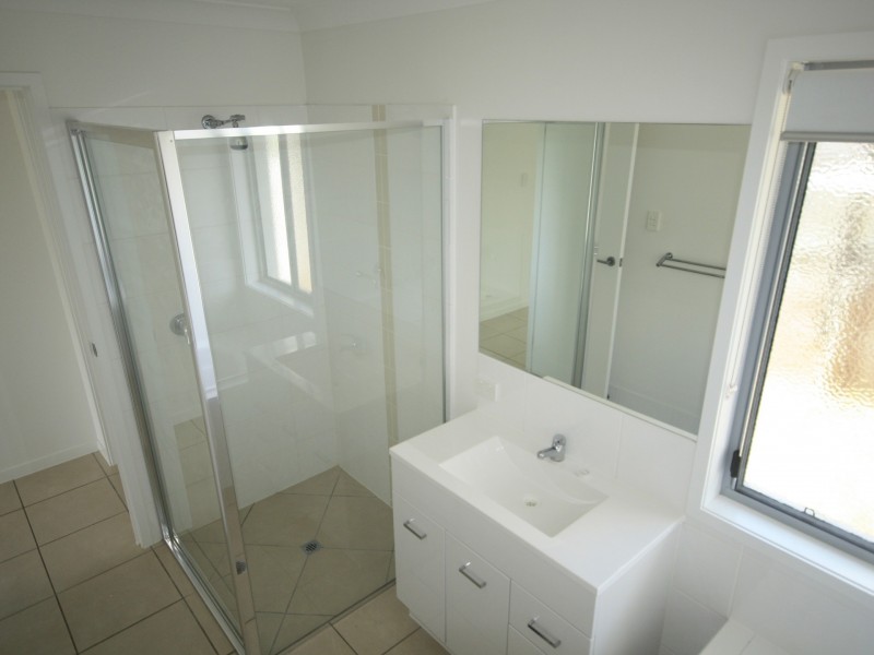 5 Cradle Drive, New Auckland QLD 4680