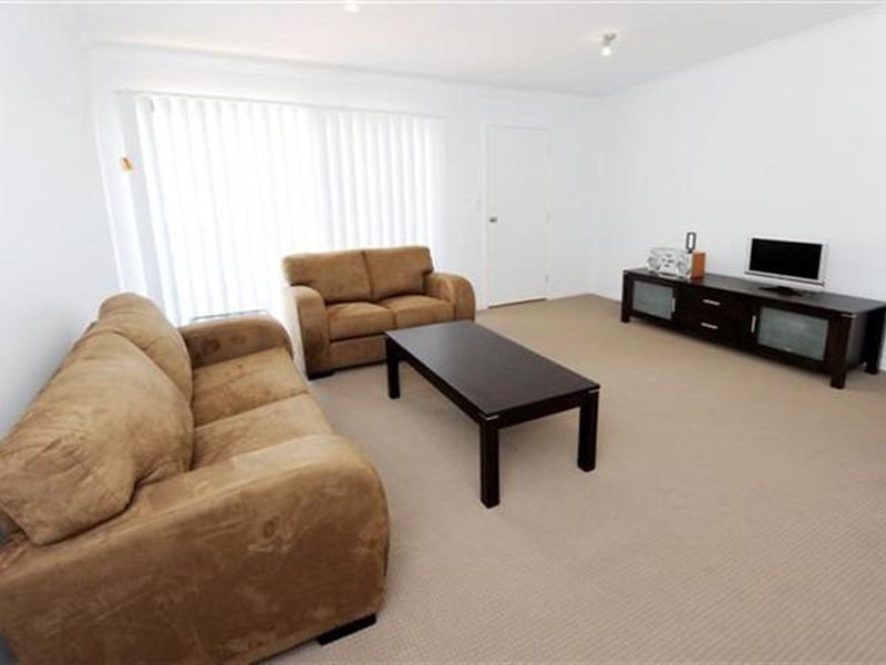 Unit 1/24 Kent Street, Gladstone QLD 4680