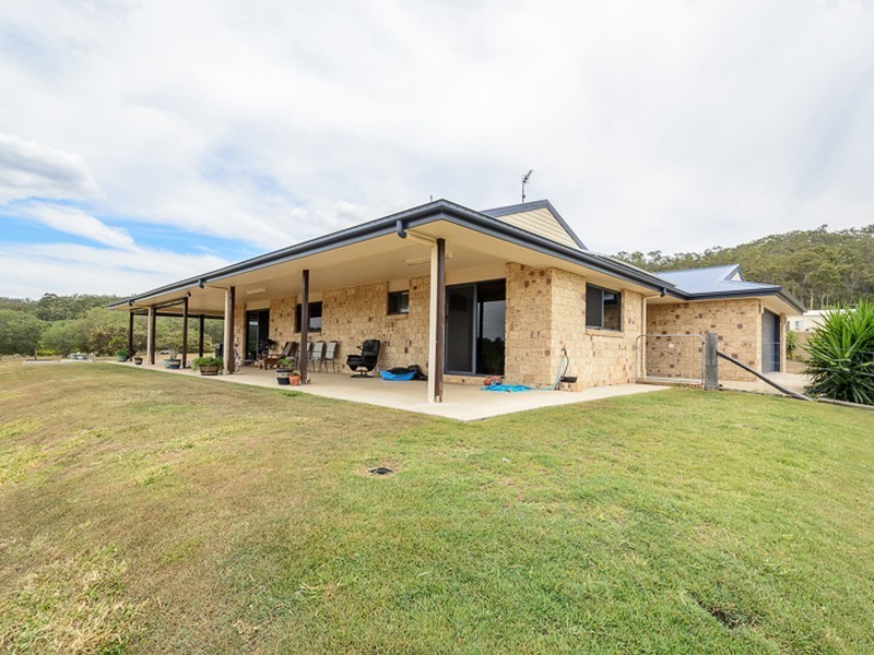 1 Monaros Court, Beecher QLD 4680