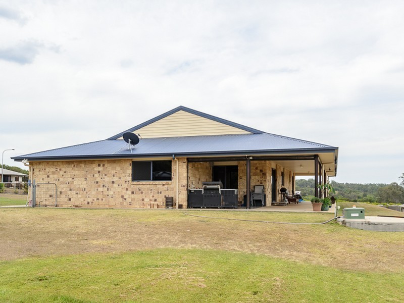 1 Monaros Court, Beecher QLD 4680