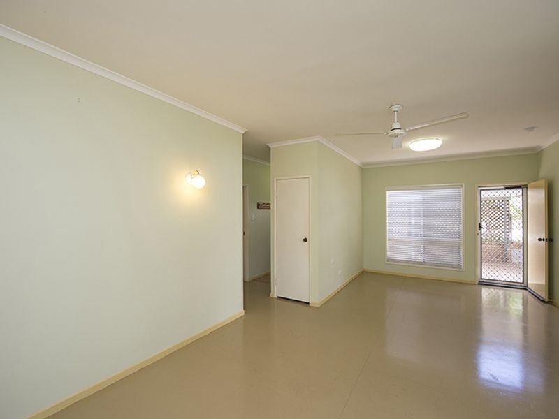 10 Fowler Street, West Gladstone QLD 4680