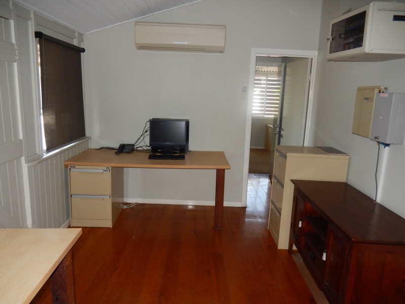 38 ROSEBERRY STREET, Gladstone QLD 4680