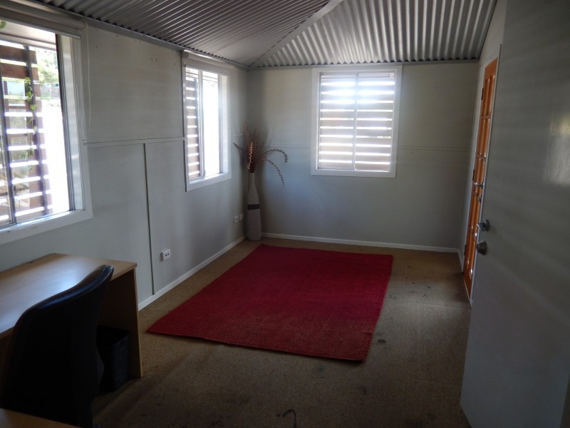 38 ROSEBERRY STREET, Gladstone QLD 4680