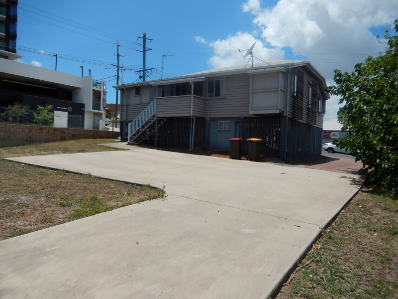 38 ROSEBERRY STREET, Gladstone QLD 4680