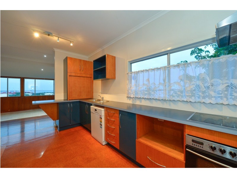 32-34 Auckland Street, Gladstone QLD 4680