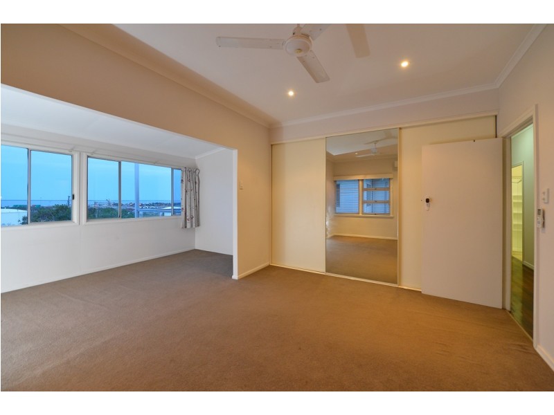 32-34 Auckland Street, Gladstone QLD 4680