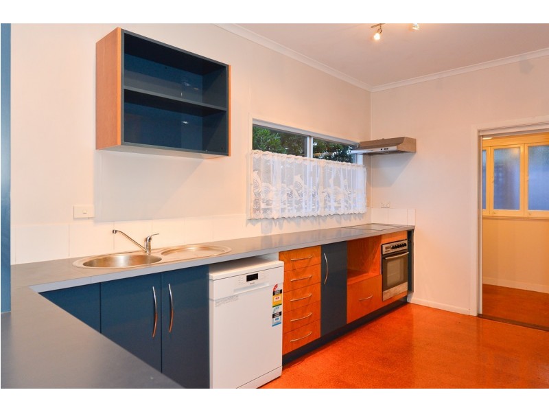 32-34 Auckland Street, Gladstone QLD 4680