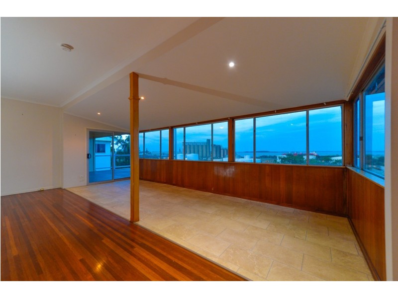 32-34 Auckland Street, Gladstone QLD 4680