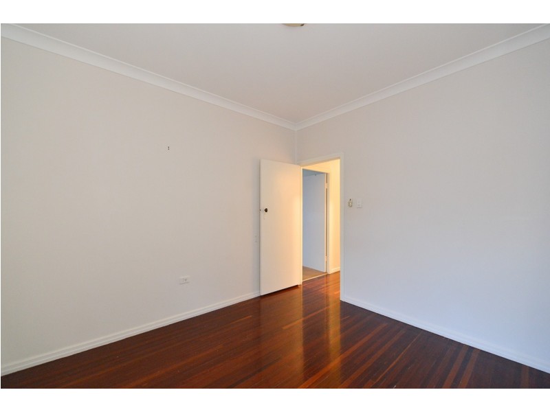 32-34 Auckland Street, Gladstone QLD 4680