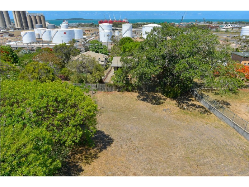 32-34 Auckland Street, Gladstone QLD 4680