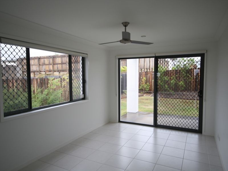 Unit 2/15 Keeling Court, New Auckland QLD 4680