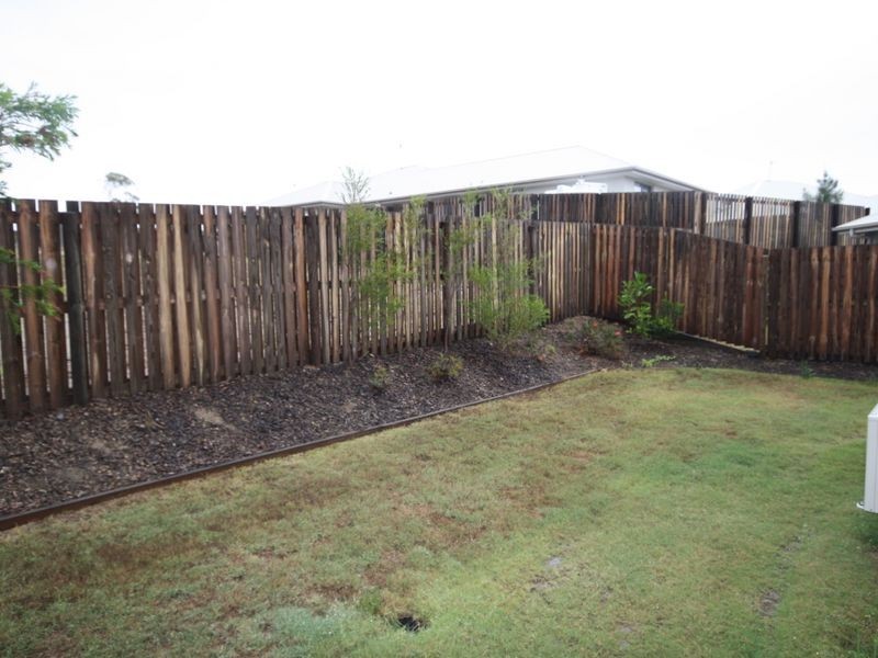 Unit 2/15 Keeling Court, New Auckland QLD 4680