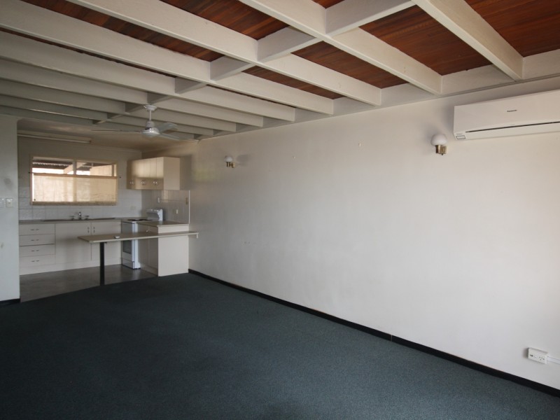 Unit 2/61 Auckland Street, Gladstone QLD 4680
