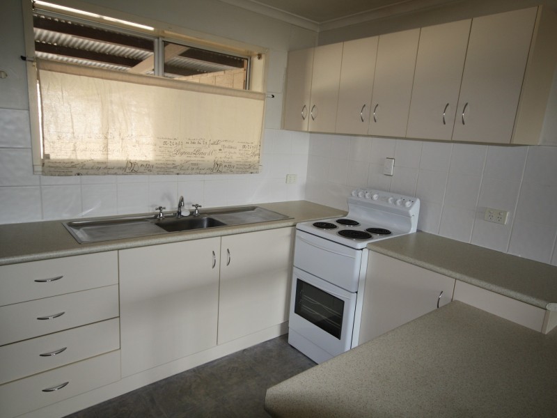Unit 2/61 Auckland Street, Gladstone QLD 4680