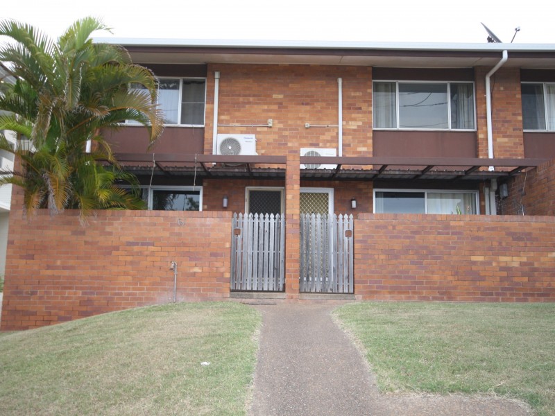Unit 2/61 Auckland Street, Gladstone QLD 4680