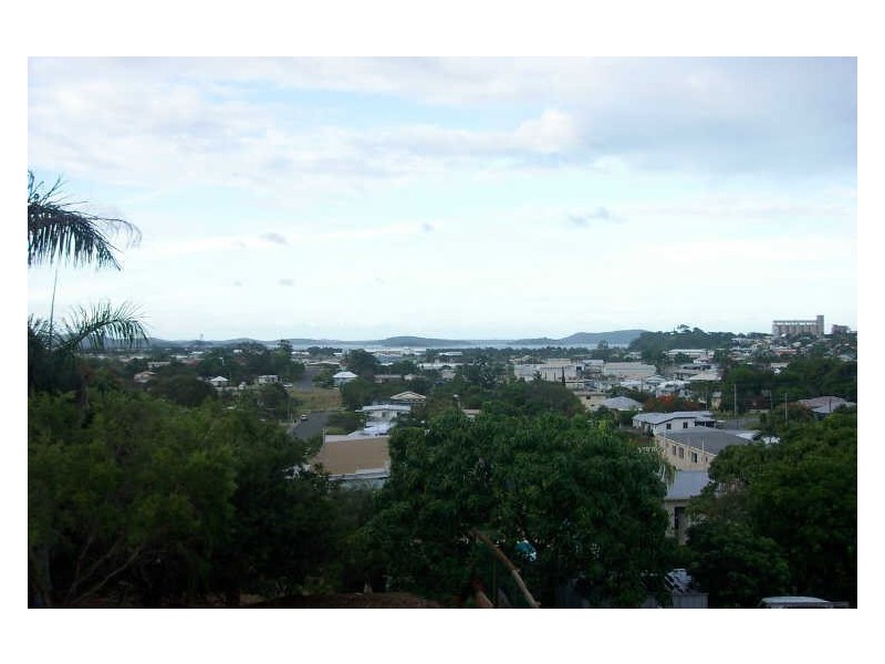 38 Flinders Street, West Gladstone QLD 4680
