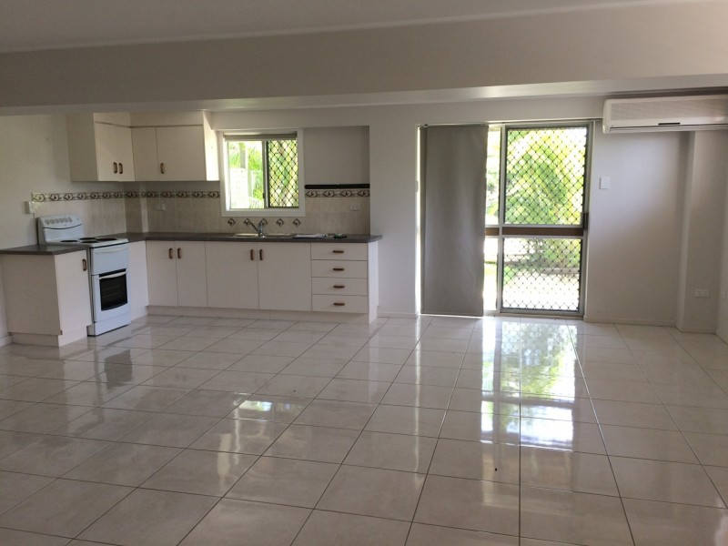 38 Flinders Street, West Gladstone QLD 4680