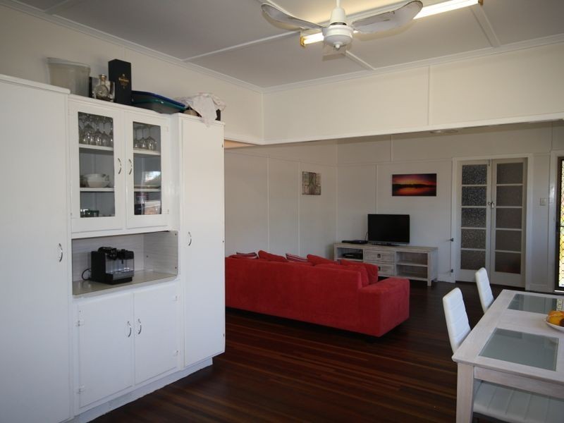 17 Friend Street, Barney Point QLD 4680