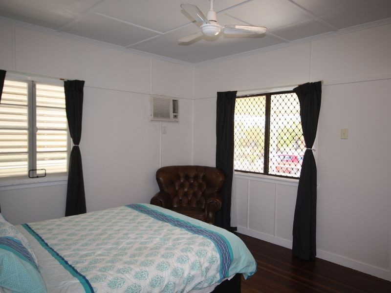 17 Friend Street, Barney Point QLD 4680