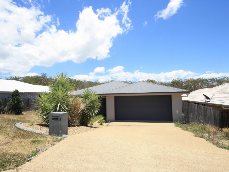 3 Takoko Place, New Auckland QLD 4680