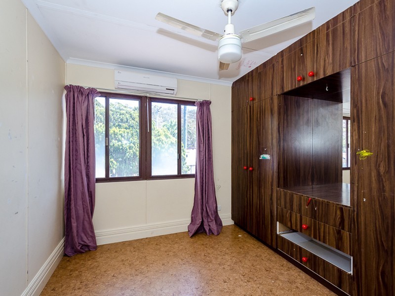 94 Elizabeth Street, South Gladstone QLD 4680