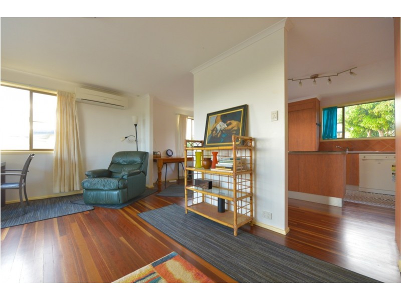7 Hansen Crescent, Clinton QLD 4680