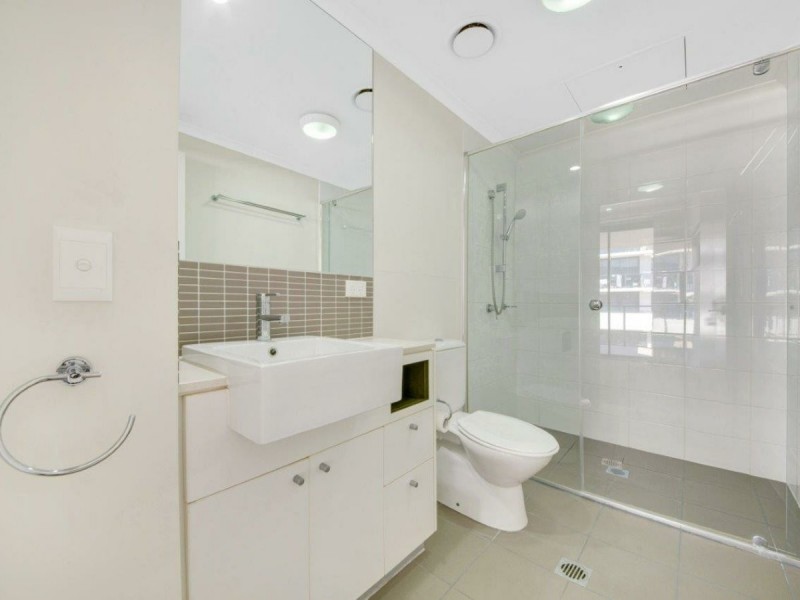 Unit 236/60 Glenlyon Road, Gladstone QLD 4680