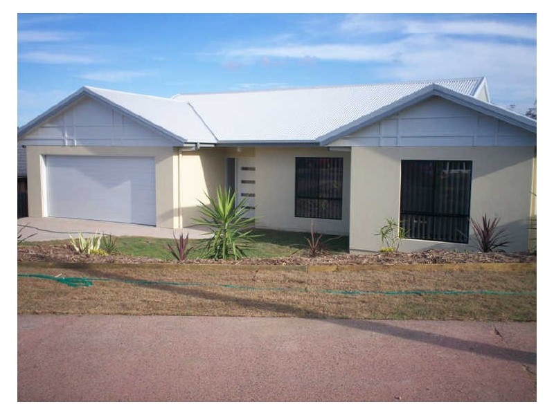 125 Emmadale Drive, New Auckland QLD 4680