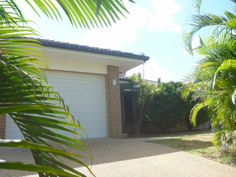 11 Redgum Drive, Kirkwood QLD 4680