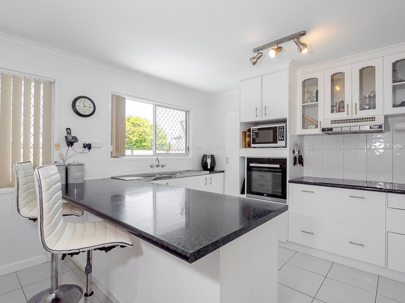 10 Saturn Crescent, Telina QLD 4680