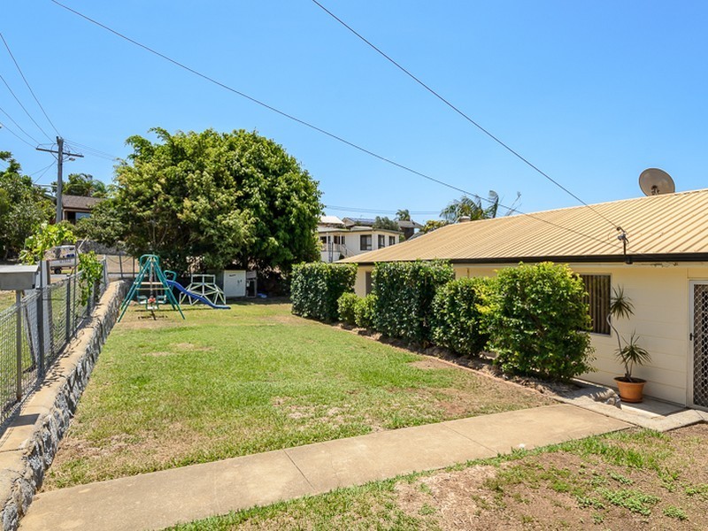 10 Saturn Crescent, Telina QLD 4680